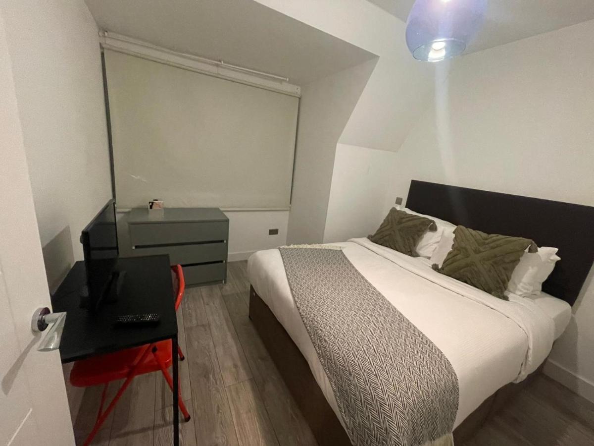 Top Floor Apartment High Street Kensington 伦敦 外观 照片