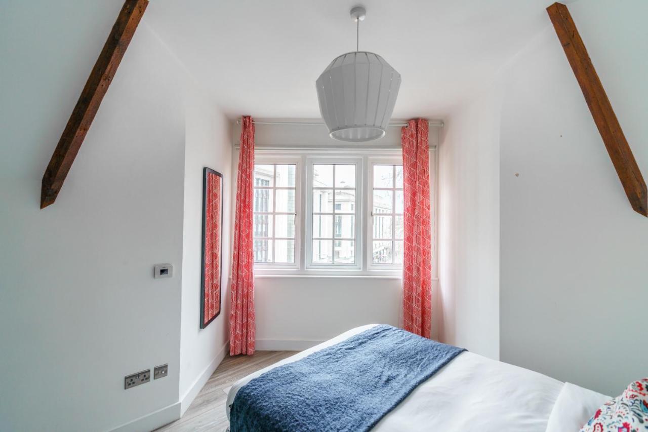 Top Floor Apartment High Street Kensington 伦敦 外观 照片